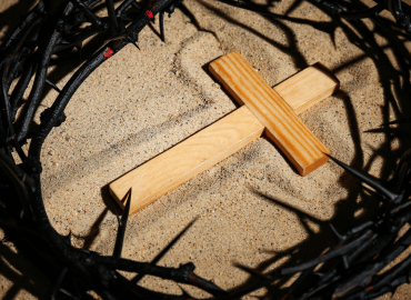 happy good friday Crown of Thorns + Cross